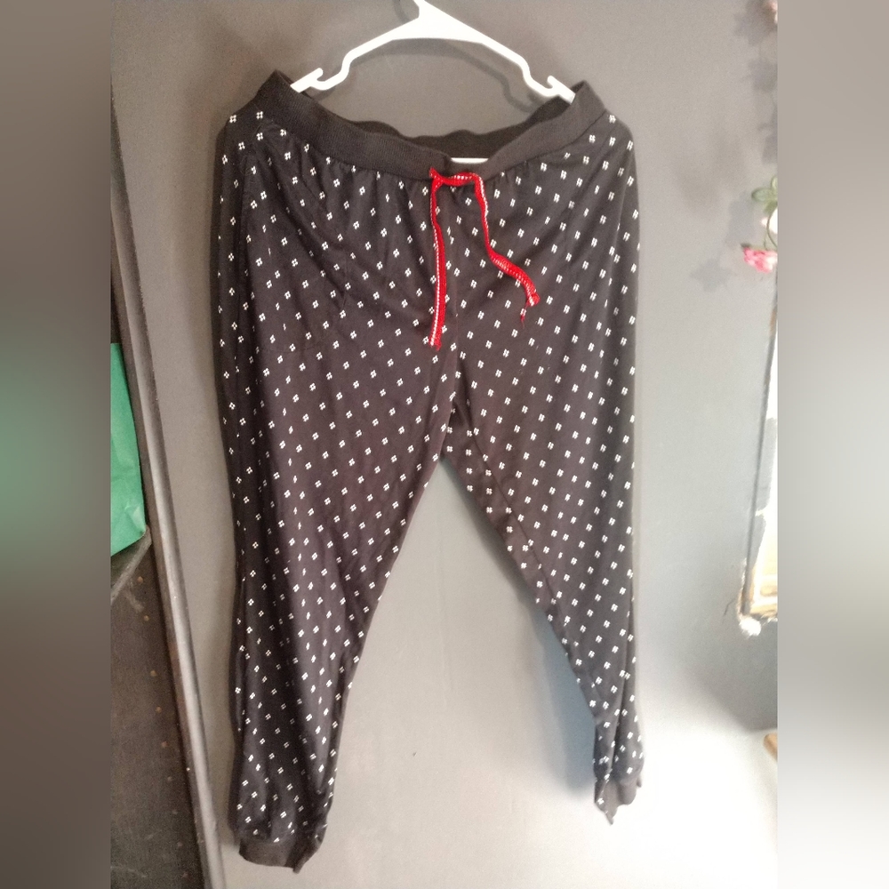 Secret Treasures Christmas Pants